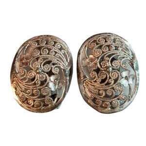 Vintage Style Silver Metal Scroll Filigree Floral Clip On Earrings, Feminine
